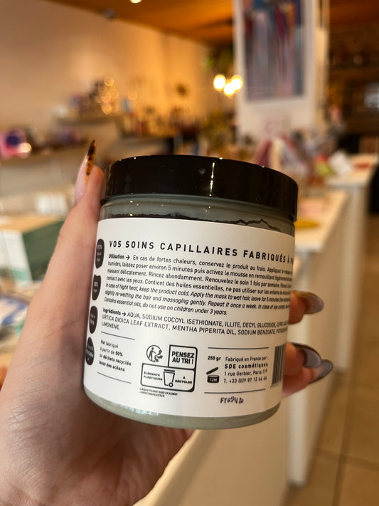 Soin Lavant Détoxifiant & Volumisateur