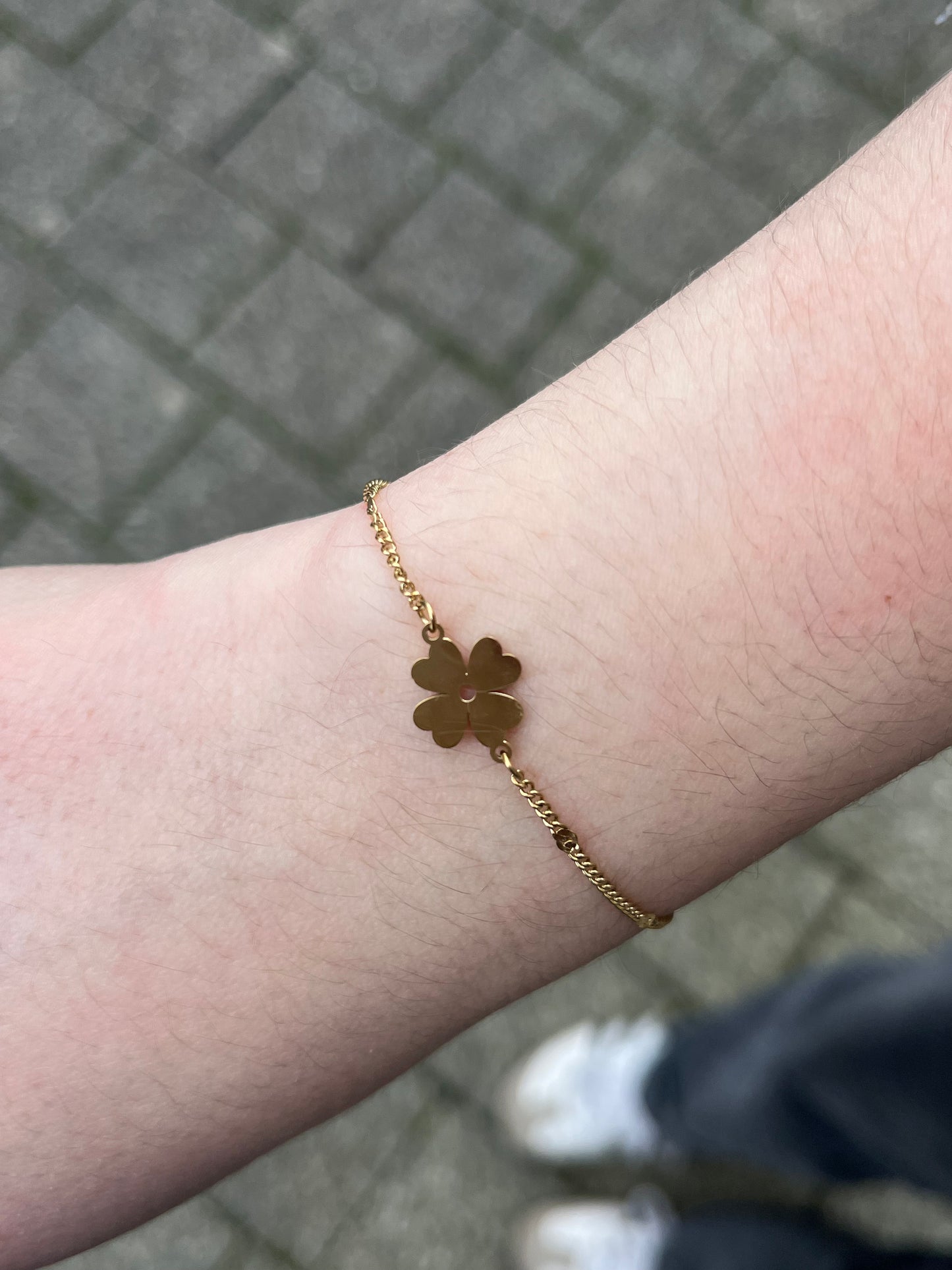Bracelet trèfle doré