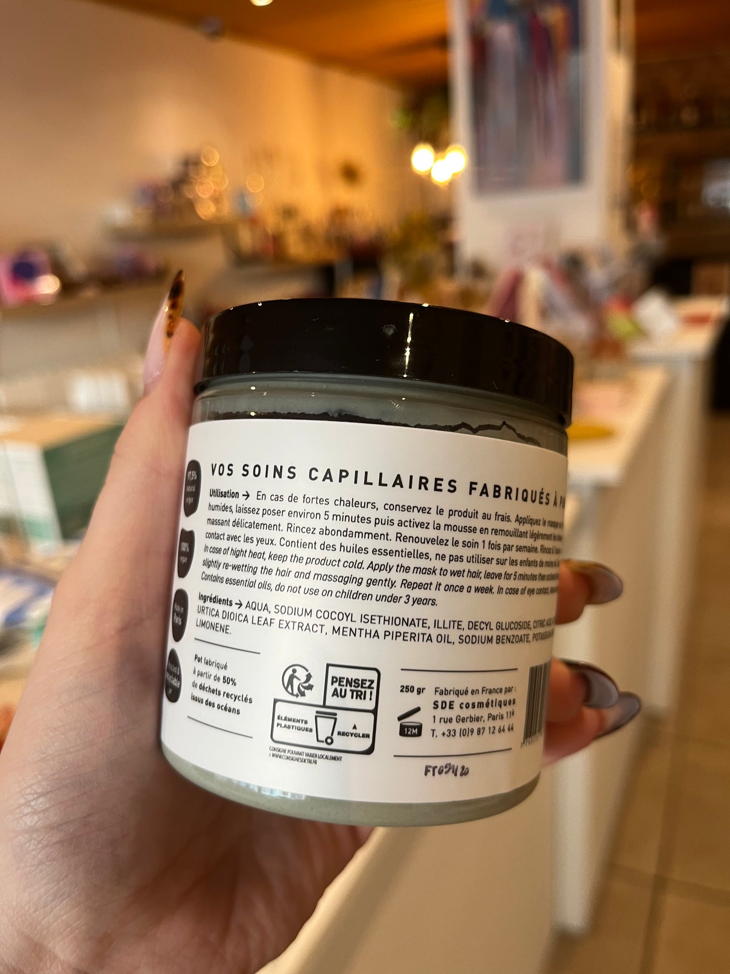 Soin Lavant Détoxifiant & Volumisateur