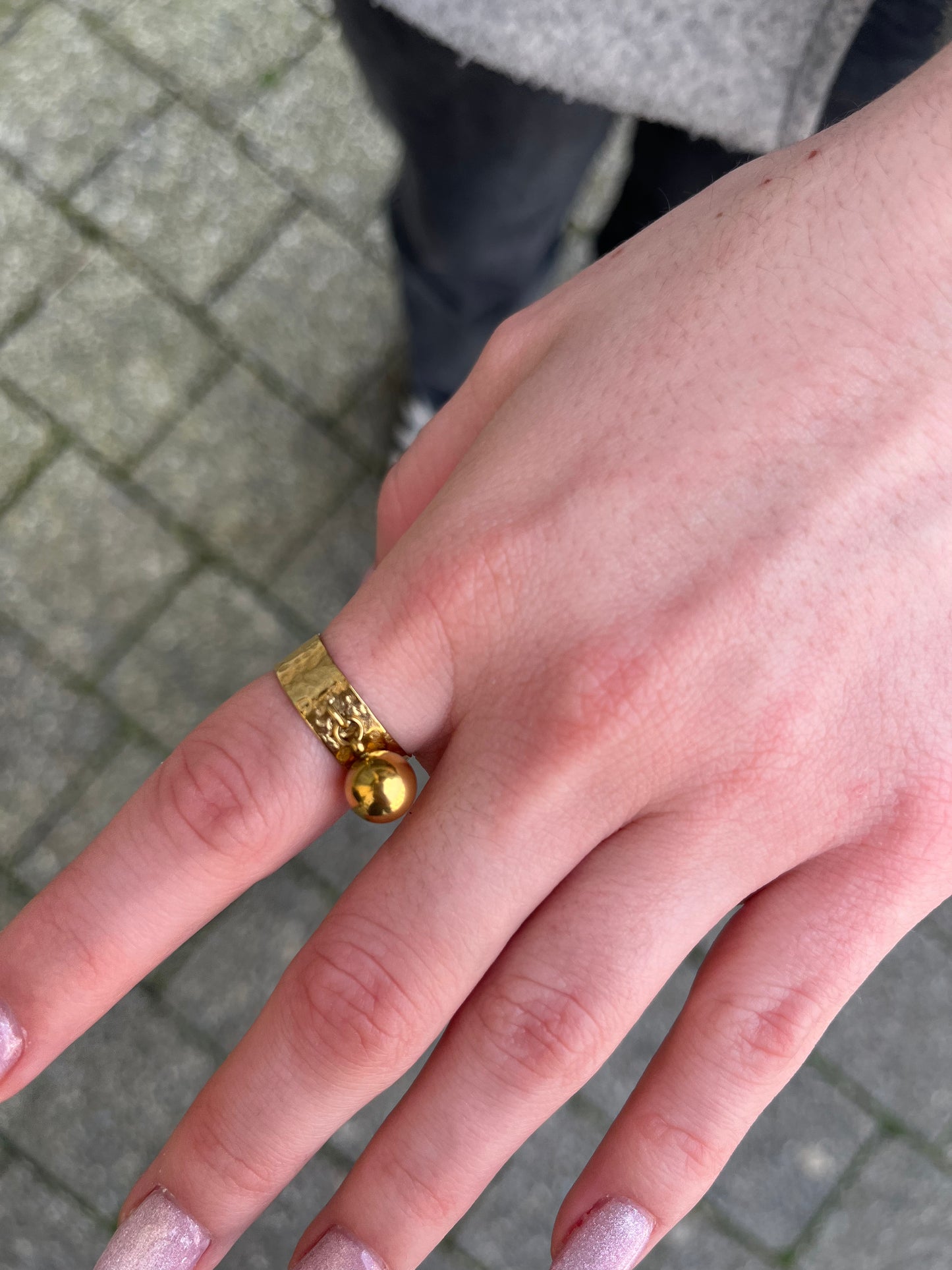 Bague Ajustable avec Pampille Boule