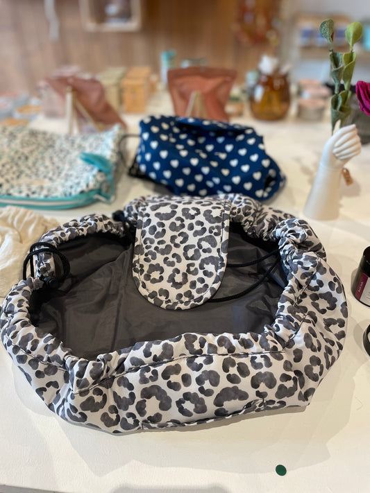 Trousse de Toilette Rétractable